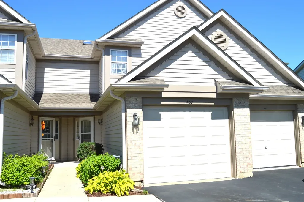 1609 Orchard Avenue Schaumburg IL 60193