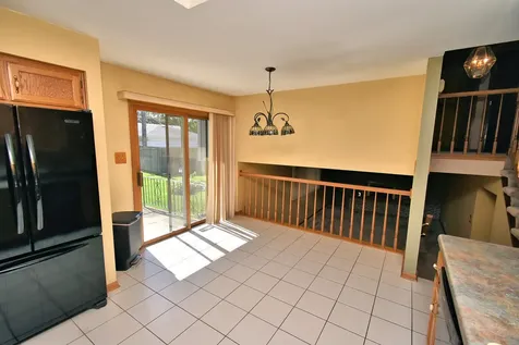 18439 Willow Lane Lansing IL 60438