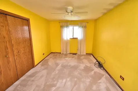 18439 Willow Lane Lansing IL 60438