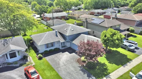 18439 Willow Lane Lansing IL 60438