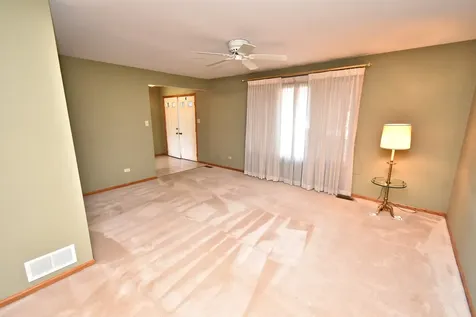 18439 Willow Lane Lansing IL 60438