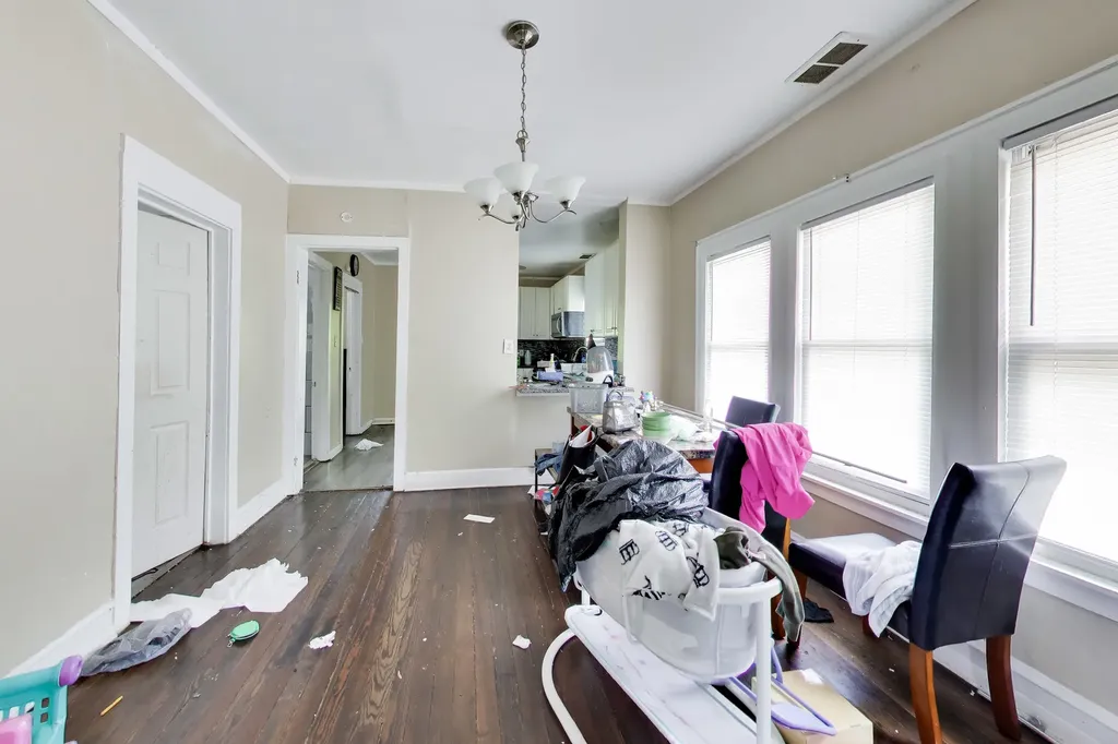 1462 West 73rd Street Chicago IL 60636