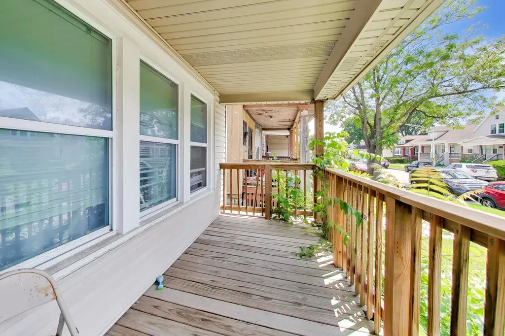 1462 West 73rd Street Chicago IL 60636