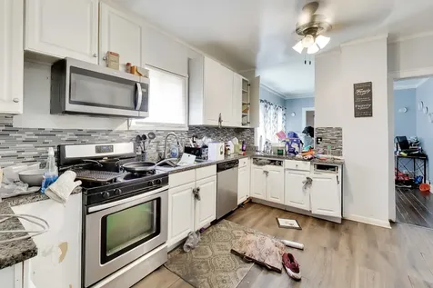 1462 West 73rd Street Chicago IL 60636