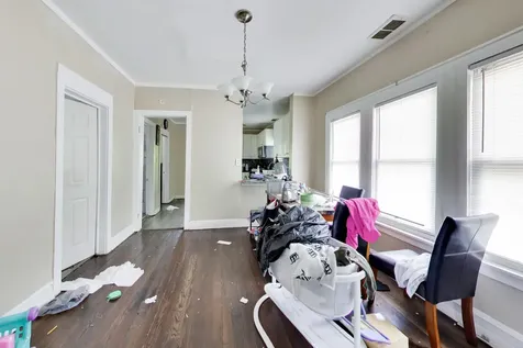 1462 West 73rd Street Chicago IL 60636