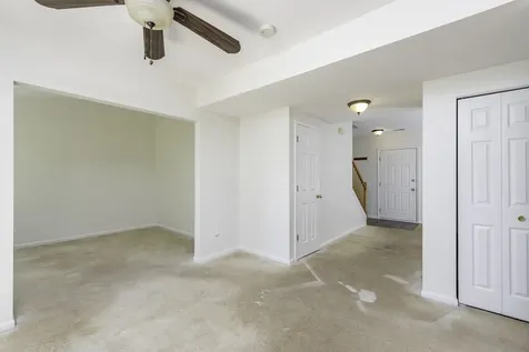 1413 West Split Oak Circle Round Lake Beach IL 60073