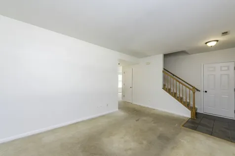 1413 West Split Oak Circle Round Lake Beach IL 60073