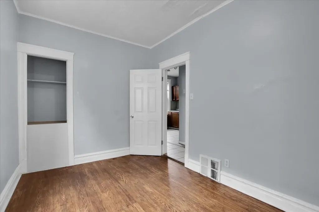 710 East 92nd Place Chicago IL 60619