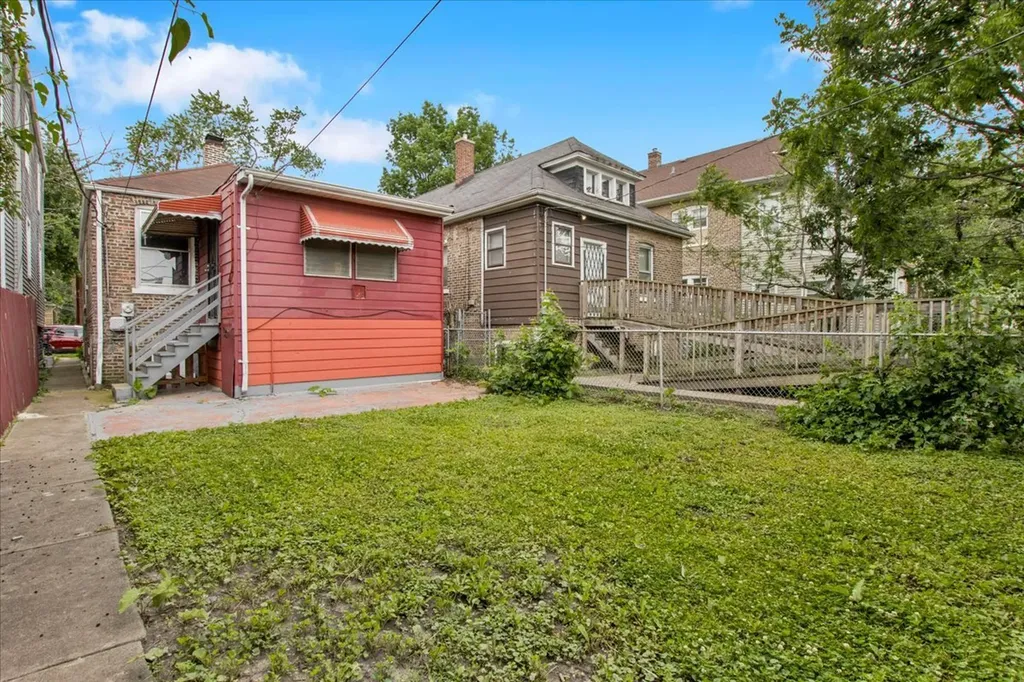 710 East 92nd Place Chicago IL 60619