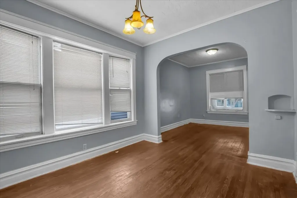 710 East 92nd Place Chicago IL 60619