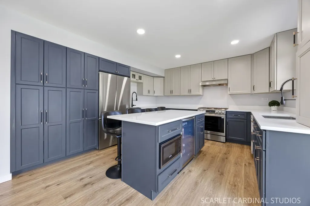 30W254 Bedford Lane Warrenville IL 60555