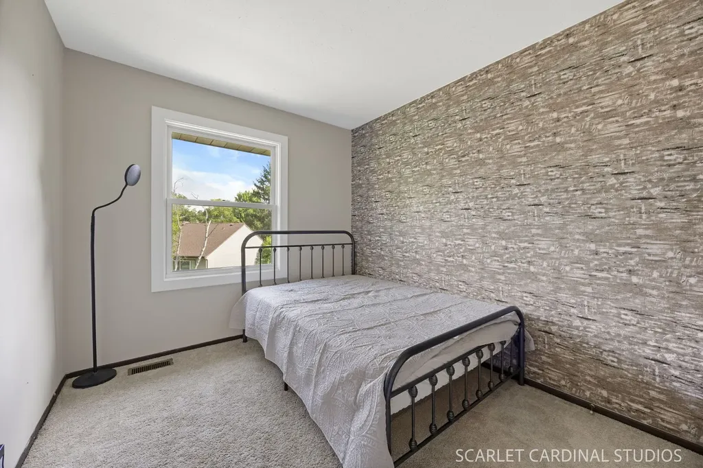 30W254 Bedford Lane Warrenville IL 60555