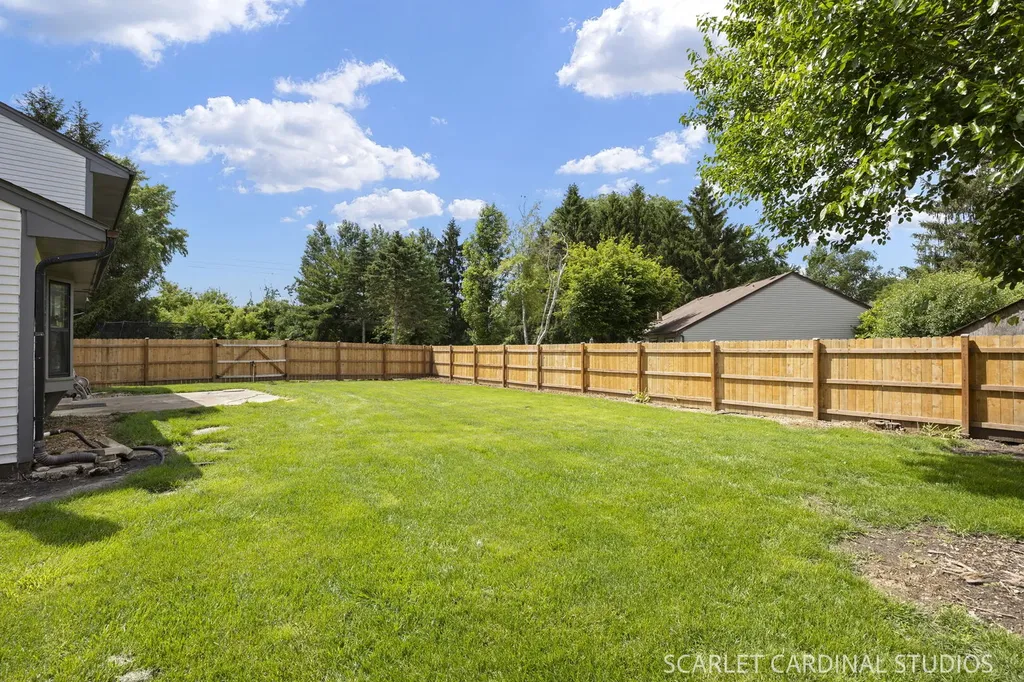 30W254 Bedford Lane Warrenville IL 60555