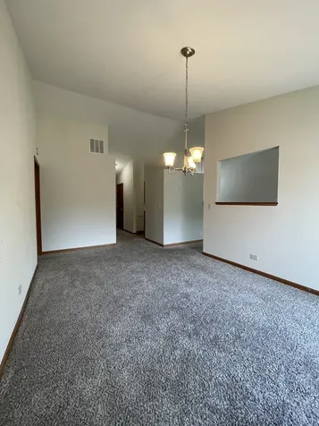 3609 Roanoke Avenue Carpentersville IL 60110