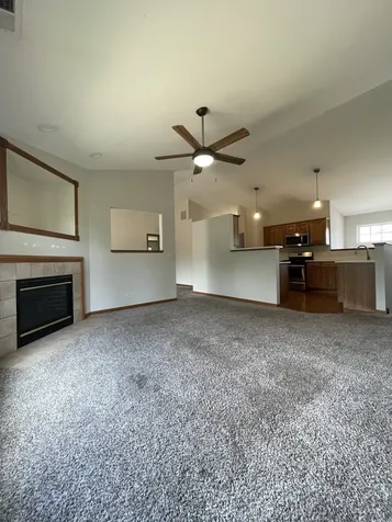3609 Roanoke Avenue Carpentersville IL 60110