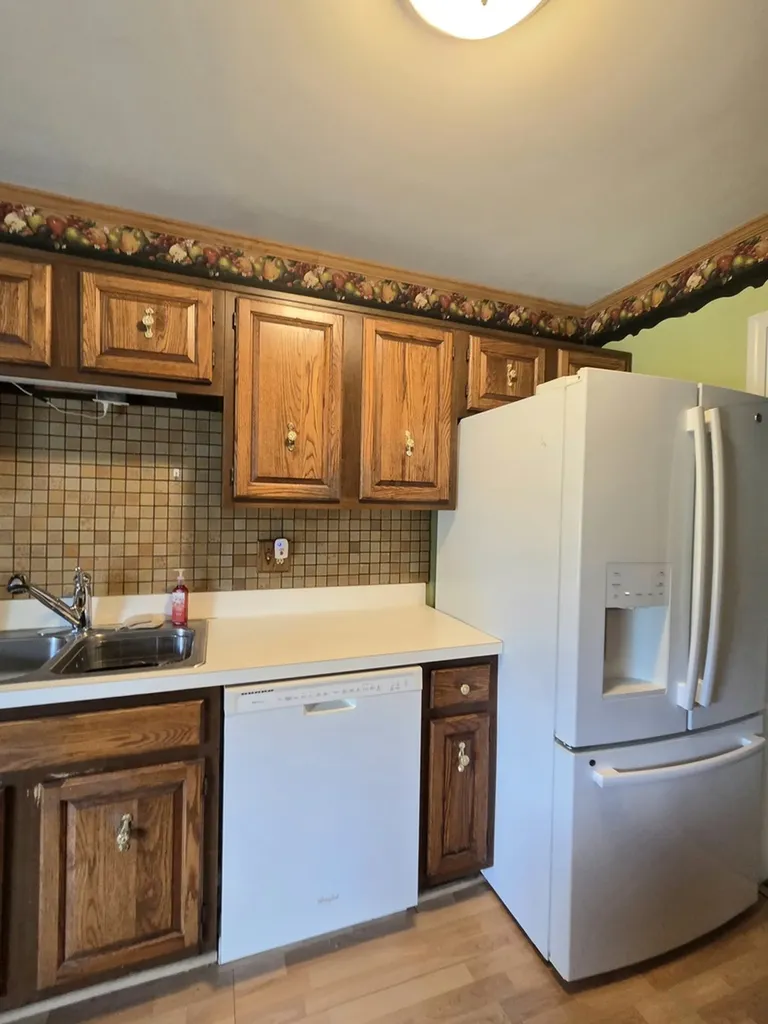 6705 Foxtree Avenue Woodridge IL 60517