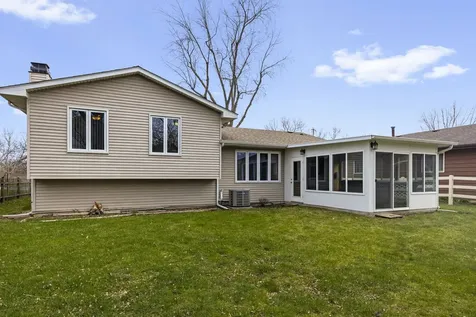 218 Mastodon Drive Ingleside IL 60041