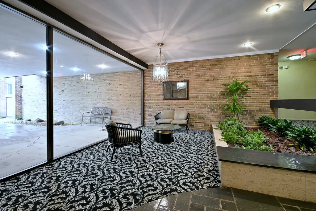 360 Claymoor Avenue Hinsdale IL 60521