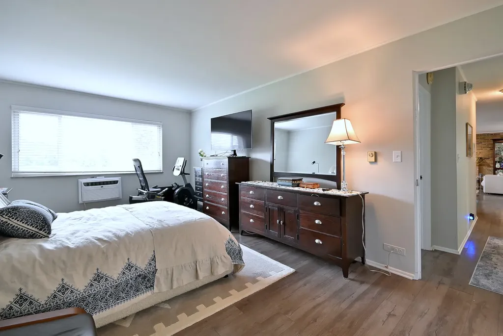 360 Claymoor Avenue Hinsdale IL 60521