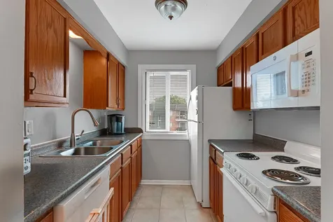 12850 Crestbrook Court Crestwood IL 60418