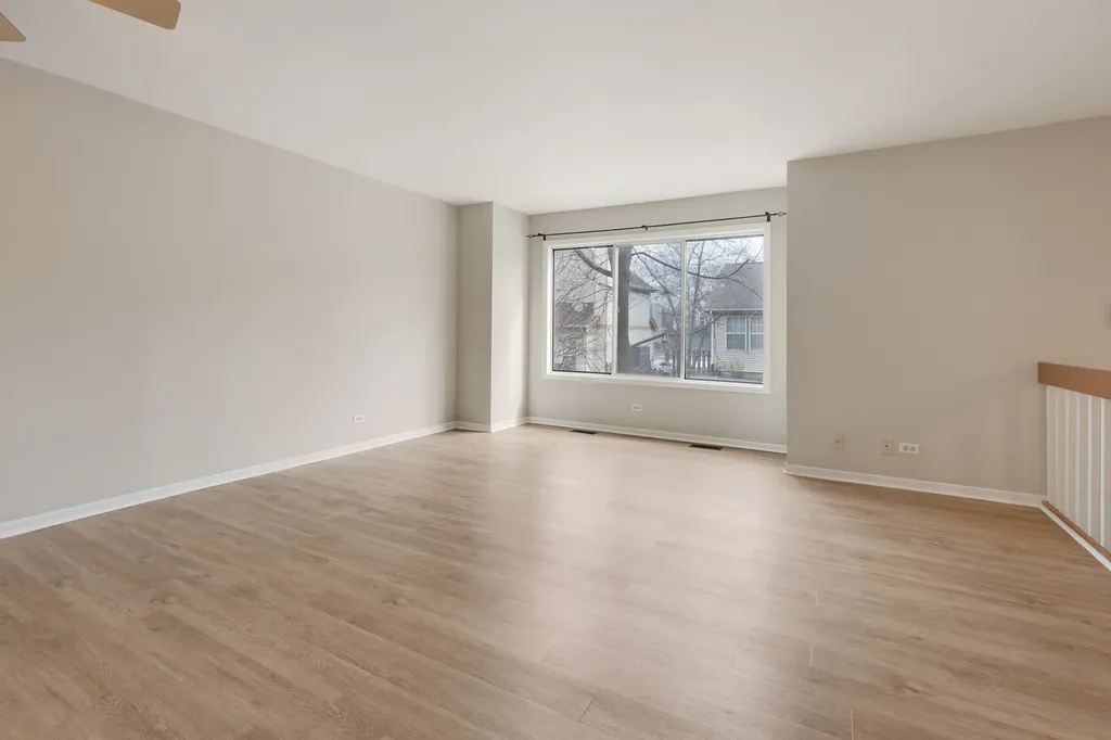 332 Park Ridge Lane Aurora IL 60504