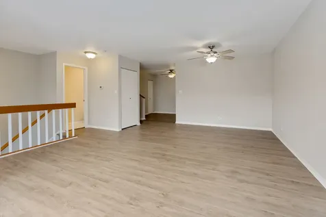 332 Park Ridge Lane Aurora IL 60504