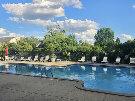 375 Plum Creek Drive Wheeling IL 60090