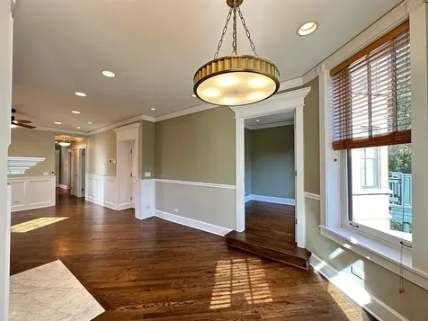3614 North Bosworth Avenue Chicago IL 60613