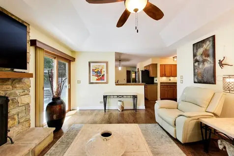 265 Southfield Drive Vernon Hills IL 60061