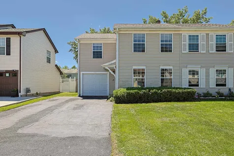 1741 Mccormick Lane Hanover Park IL 60133