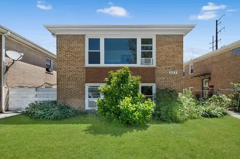 223 30TH Avenue Bellwood IL 60104