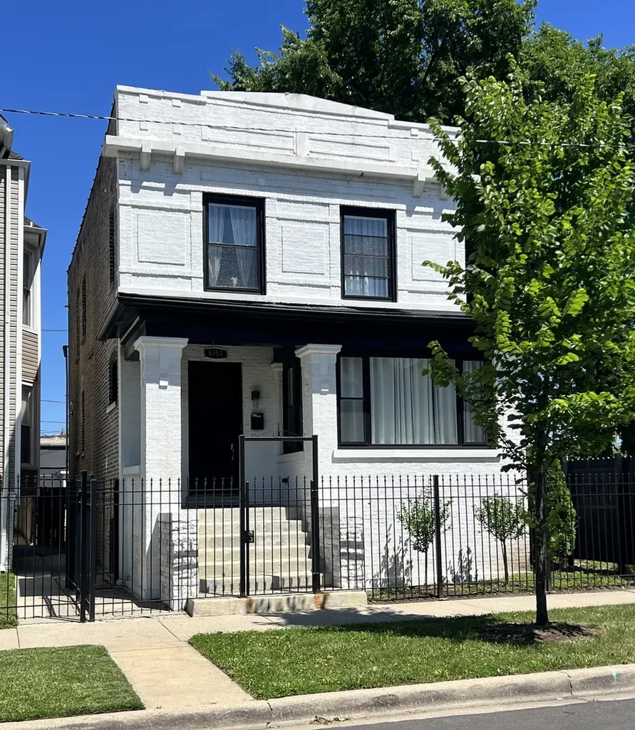 6351 South Evans Avenue Chicago IL 60637