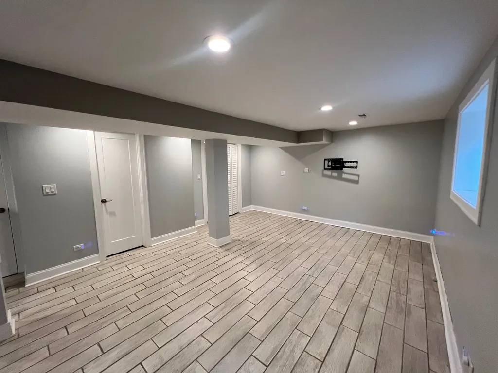 6351 South Evans Avenue Chicago IL 60637