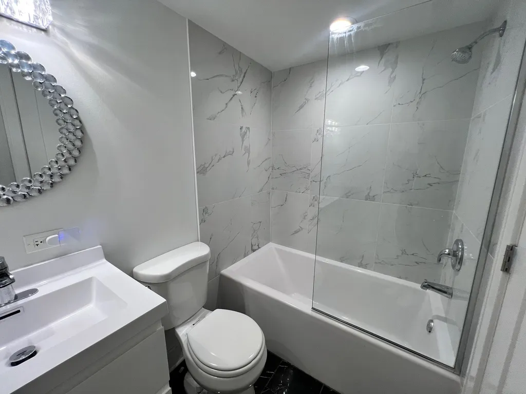 6351 South Evans Avenue Chicago IL 60637