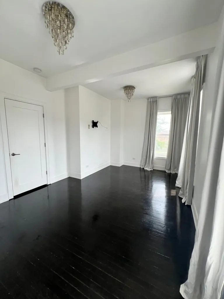 6351 South Evans Avenue Chicago IL 60637