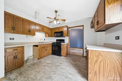 4035 216TH Street Matteson IL 60443