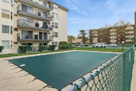 5506 Lincoln Avenue Morton Grove IL 60053