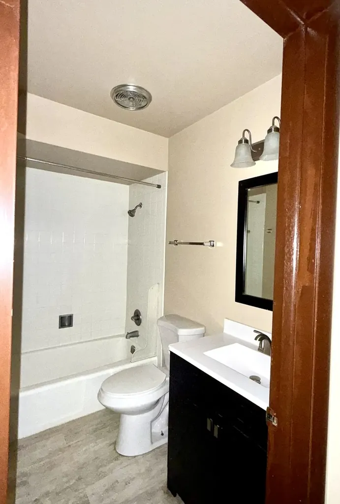 4530 Prairie Avenue Brookfield IL 60513