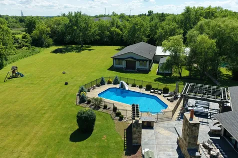 147 Old Dundee Road Barrington Hills IL 60010
