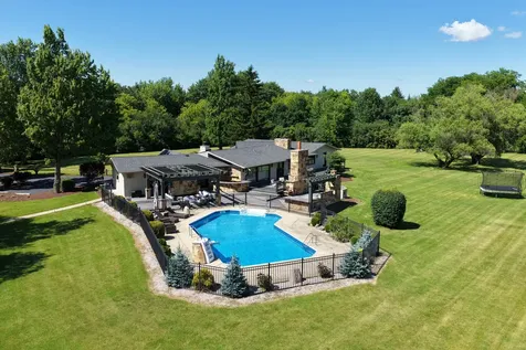 147 Old Dundee Road Barrington Hills IL 60010