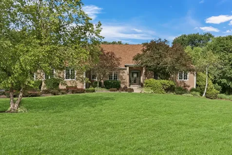 40273 North Goldenrod Lane Wadsworth IL 60083