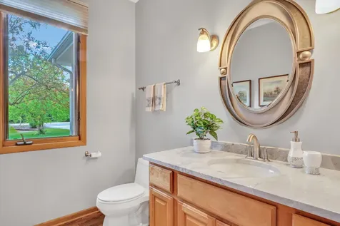 40273 North Goldenrod Lane Wadsworth IL 60083