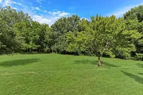 40273 North Goldenrod Lane Wadsworth IL 60083