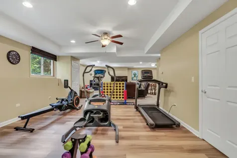 40273 North Goldenrod Lane Wadsworth IL 60083