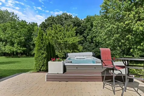40273 North Goldenrod Lane Wadsworth IL 60083