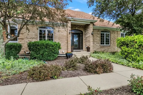 40273 North Goldenrod Lane Wadsworth IL 60083