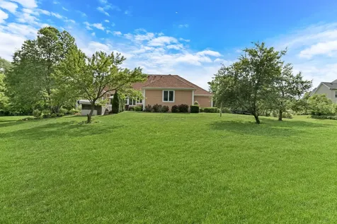 40273 North Goldenrod Lane Wadsworth IL 60083