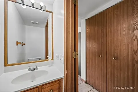 1755 Mission Hills Drive Elgin IL 60123