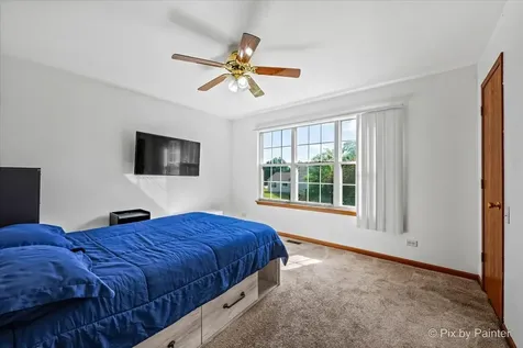 1755 Mission Hills Drive Elgin IL 60123