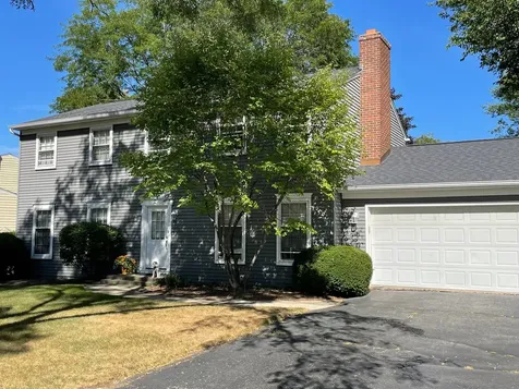 102 North Stauffer Drive Naperville IL 60540